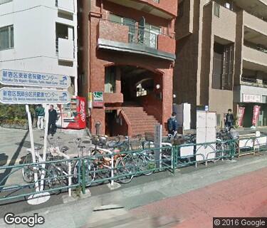 東新宿駅 路上自転車等駐輪場 路上2の写真