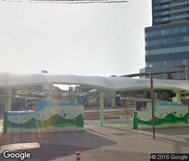 八王子駅南口地下タワー式自転車駐車場の写真