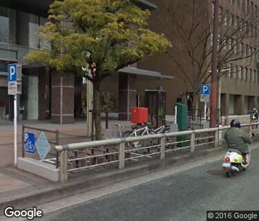 渡辺通駅路上自転車駐車場(電気ビル共創館前)の写真