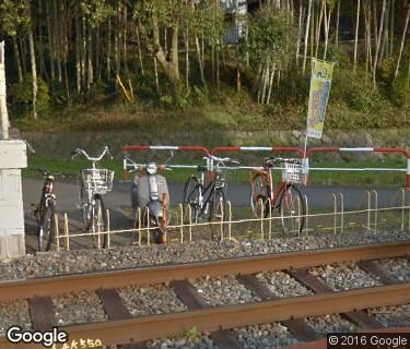 熊電亀井駅駐輪場の写真